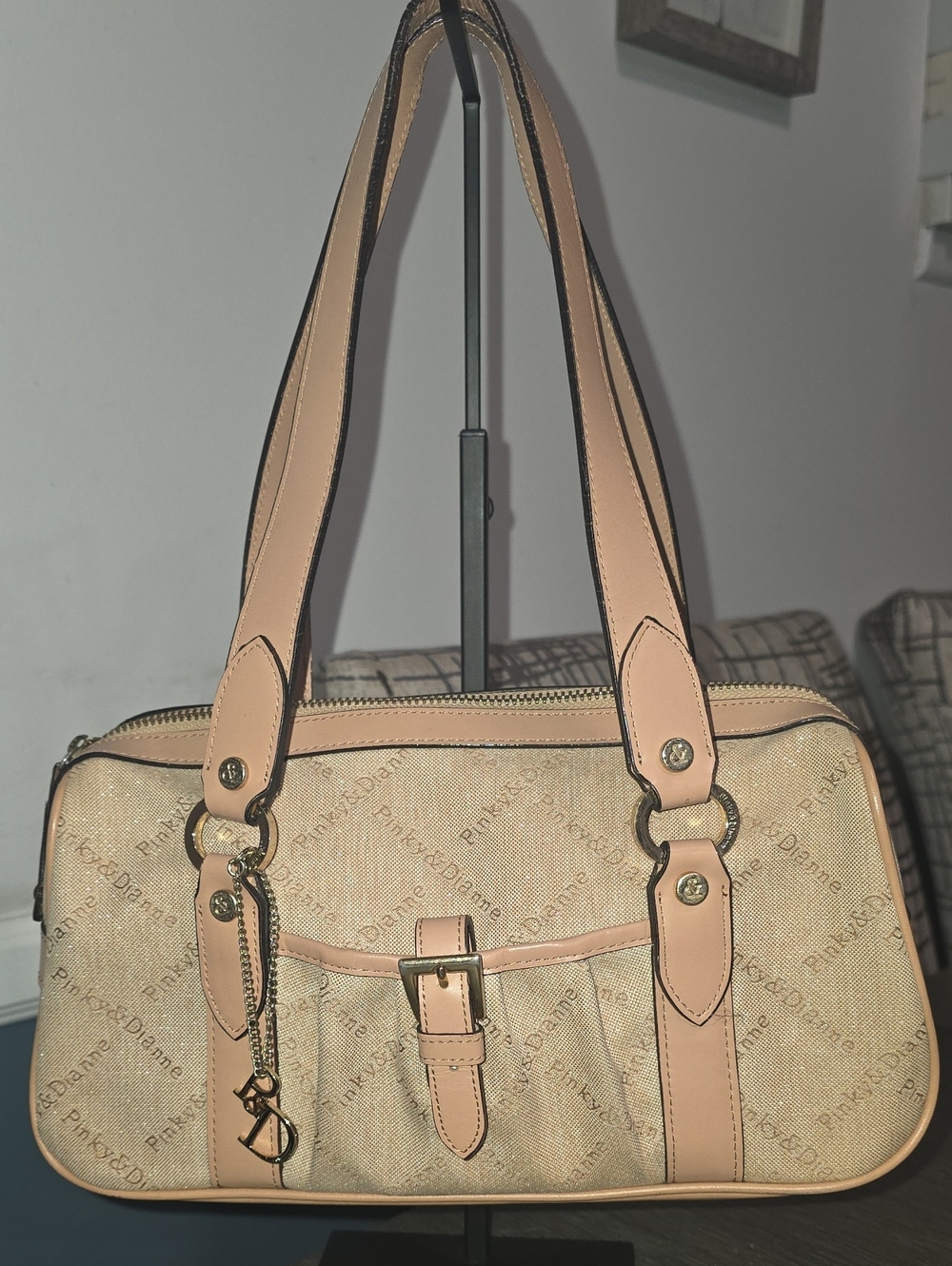 Pinky & Dianne Satchel